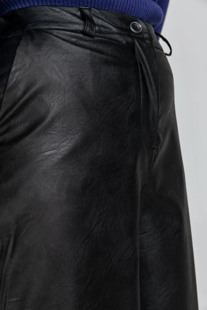 CONQUISTA FASHION - Original Black Faux Leather Culottes by Conquista Fashion